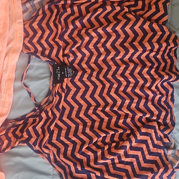 Crop tops - Picture 8 of 9